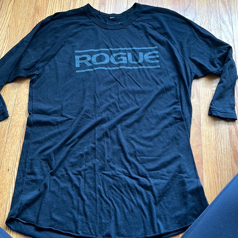 Men’s Black 3/4 Sleeve ROGUE Shirt